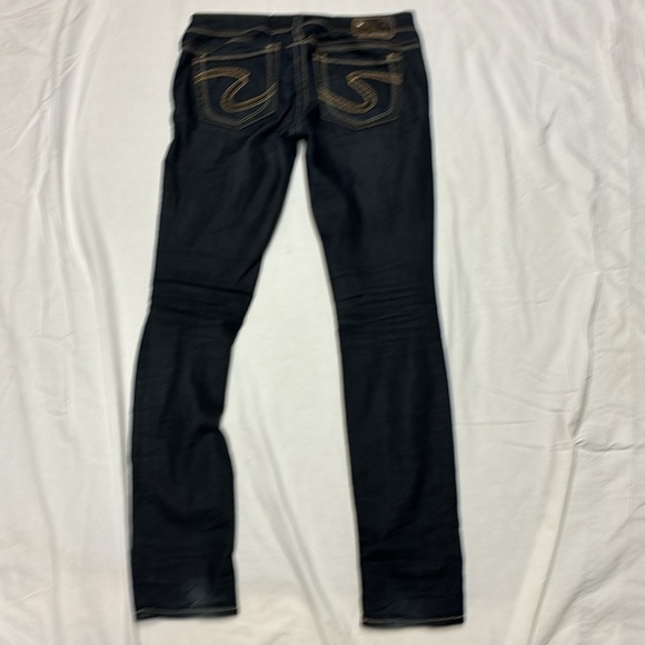 Silver Women’s Aiko Bootcut Dark Wash Jeans size 29x 31 - Picture 6 of 8